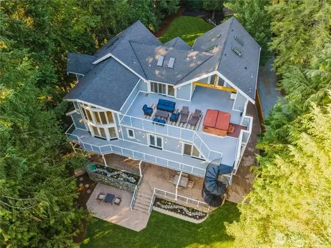 11009 317th Avenue NE Carnation WA 98014