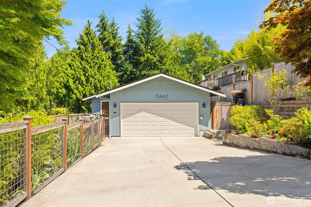 5442 30th Avenue SW Seattle WA 98126