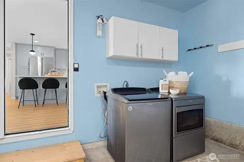 5442 30th Avenue SW Seattle WA 98126