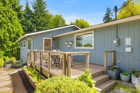 5442 30th Avenue SW Seattle WA 98126