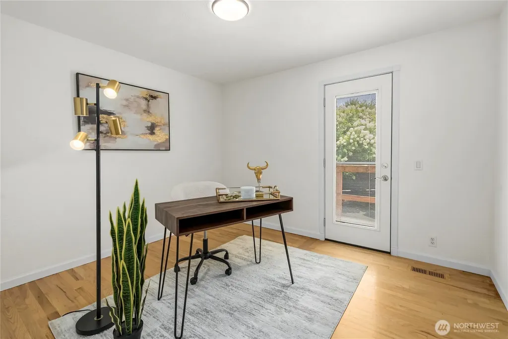 153 SW 208th Street Normandy Park WA 98166