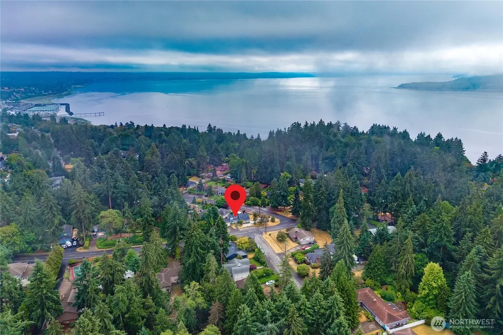 153 SW 208th Street Normandy Park WA 98166
