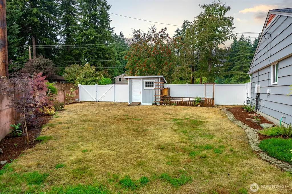 153 SW 208th Street Normandy Park WA 98166
