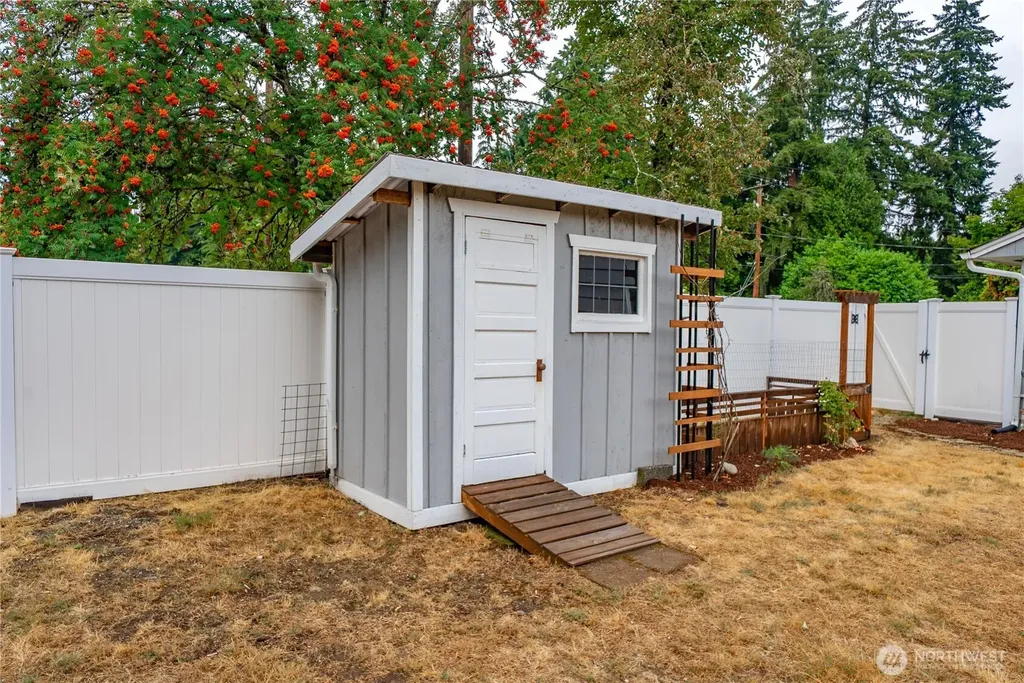 153 SW 208th Street Normandy Park WA 98166