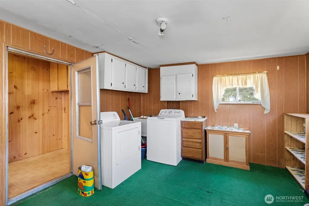 21408 Big Valley Road NE Poulsbo WA 98370