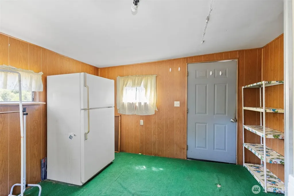 21408 Big Valley Road NE Poulsbo WA 98370