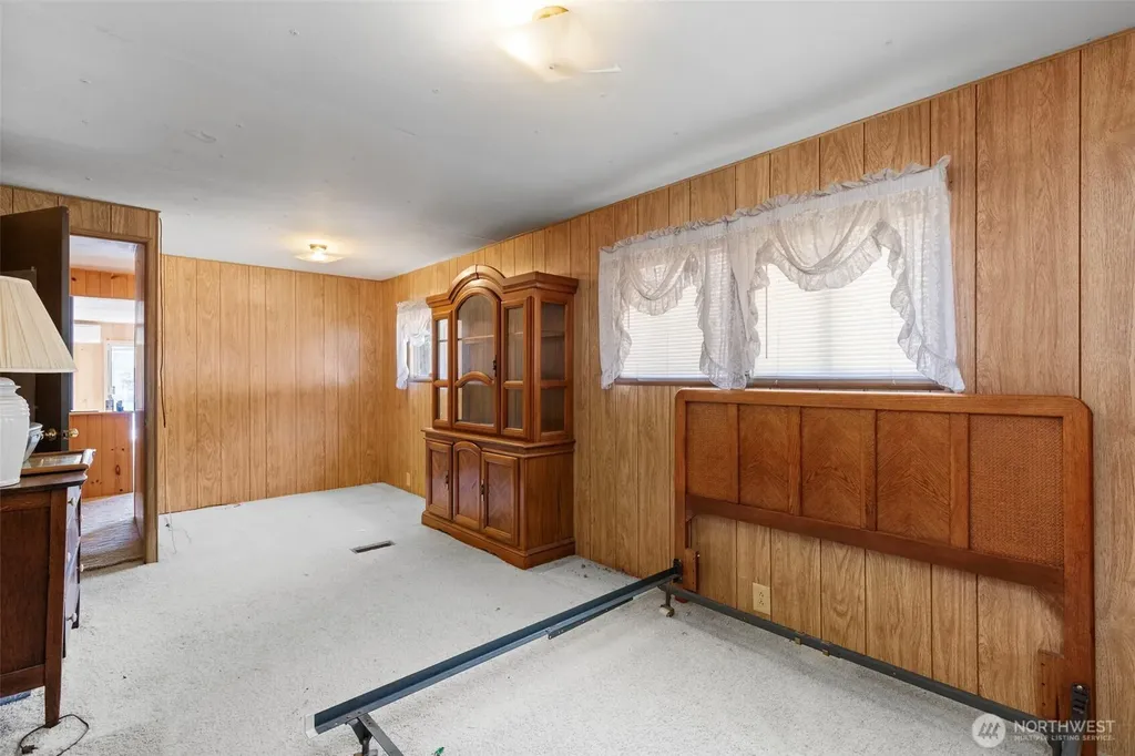 21408 Big Valley Road NE Poulsbo WA 98370