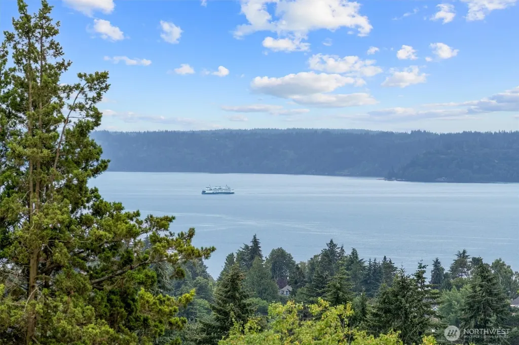 4049 44th Avenue SW Seattle WA 98116