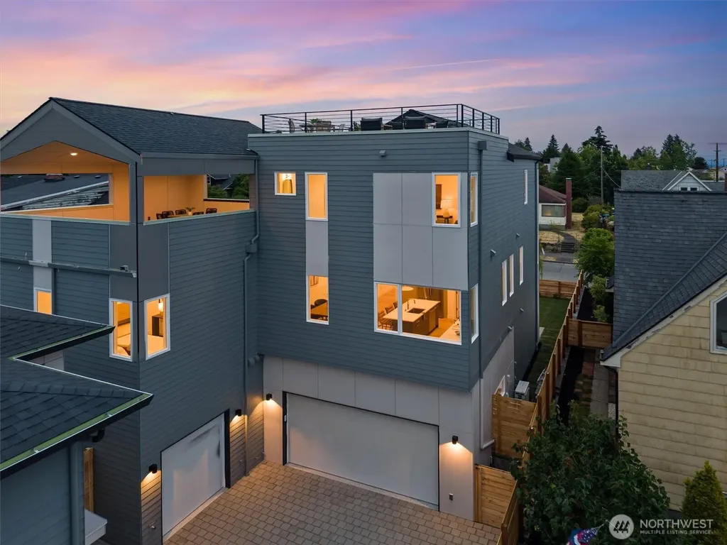 4049 44th Avenue SW Seattle WA 98116