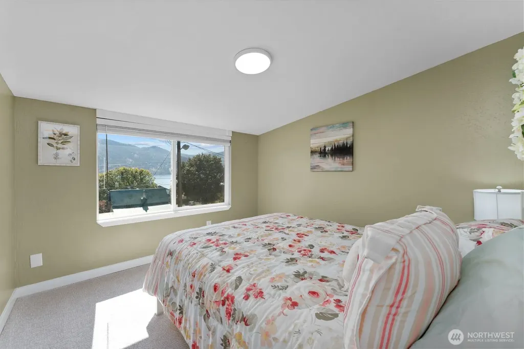 703 Boetzkes Avenue Manson WA 98831