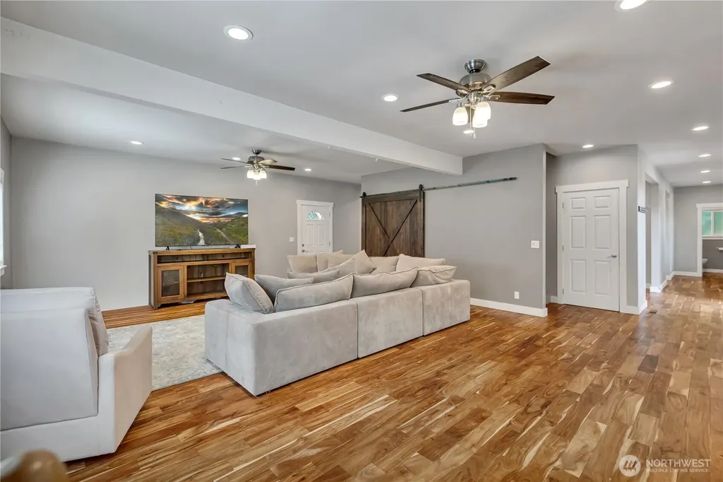 10610 SE 325th Place Auburn WA 98092