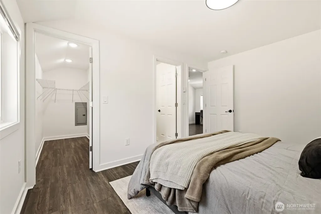 12042 14th Avenue NE Seattle WA 98125