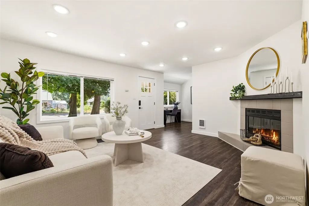 12042 14th Avenue NE Seattle WA 98125