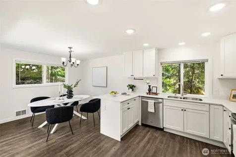 12042 14th Avenue NE Seattle WA 98125