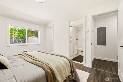 12042 14th Avenue NE Seattle WA 98125
