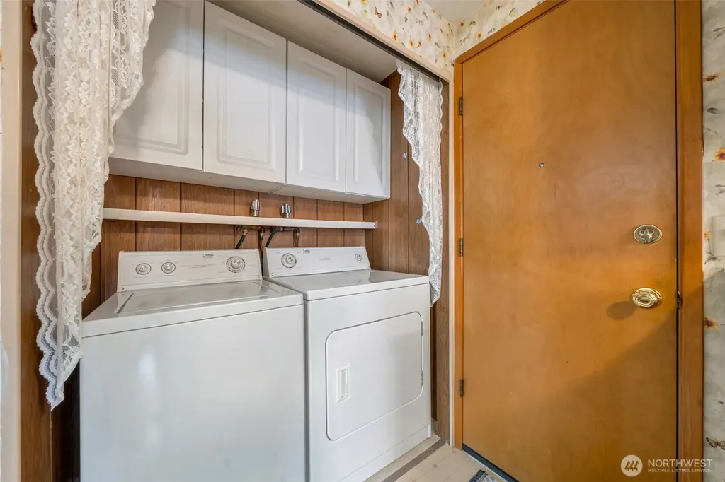 2302 R Street SE Auburn WA 98002