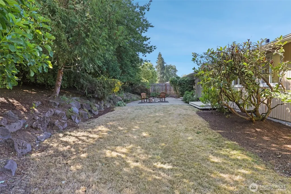 936 165th Avenue SE Bellevue WA 98008