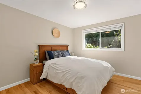 936 165th Avenue SE Bellevue WA 98008