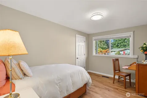936 165th Avenue SE Bellevue WA 98008