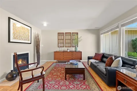 936 165th Avenue SE Bellevue WA 98008
