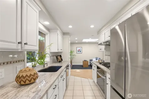936 165th Avenue SE Bellevue WA 98008