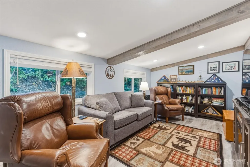 320 Haussler Road Kelso WA 98626
