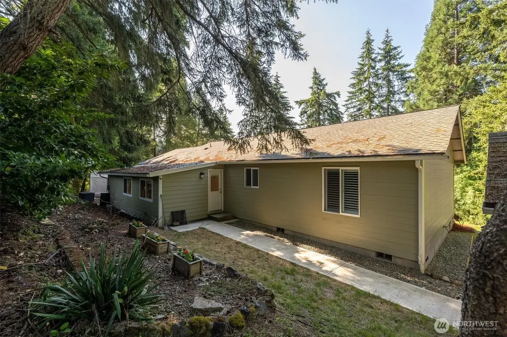 320 Haussler Road Kelso WA 98626