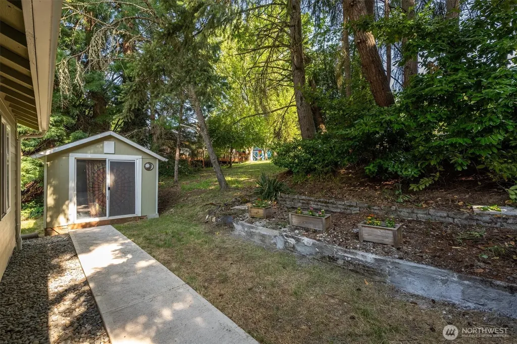 320 Haussler Road Kelso WA 98626