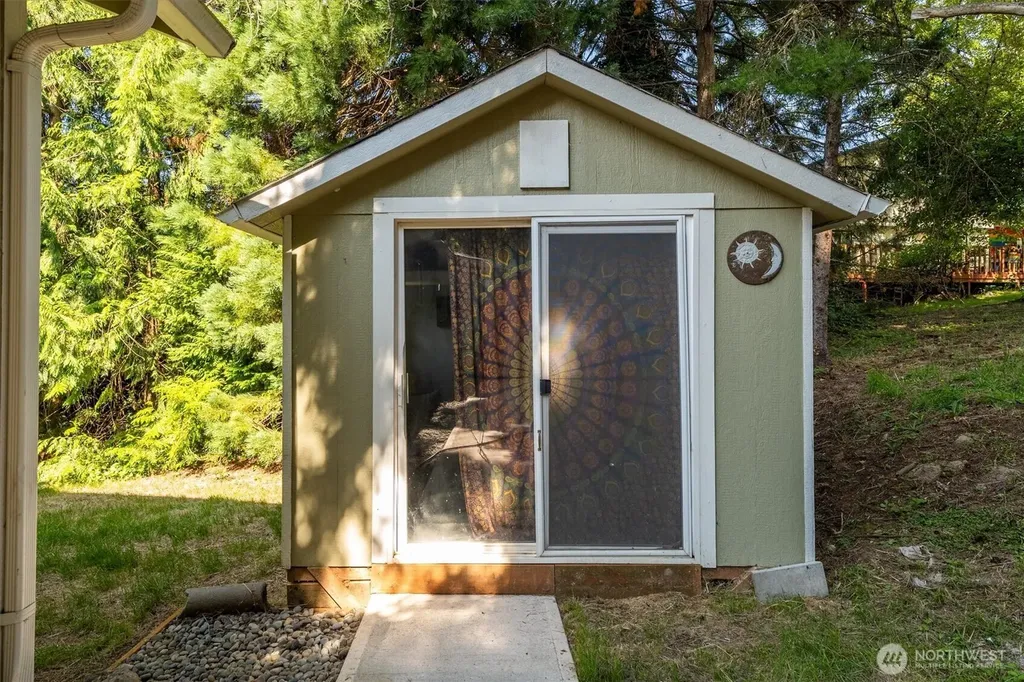 320 Haussler Road Kelso WA 98626