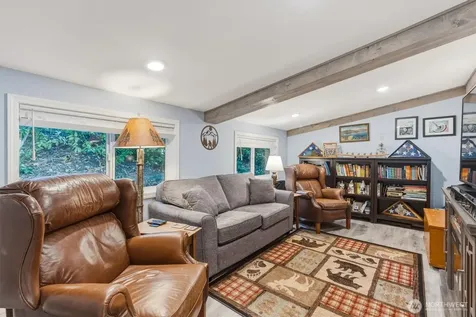 320 Haussler Road Kelso WA 98626