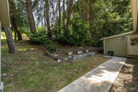 320 Haussler Road Kelso WA 98626