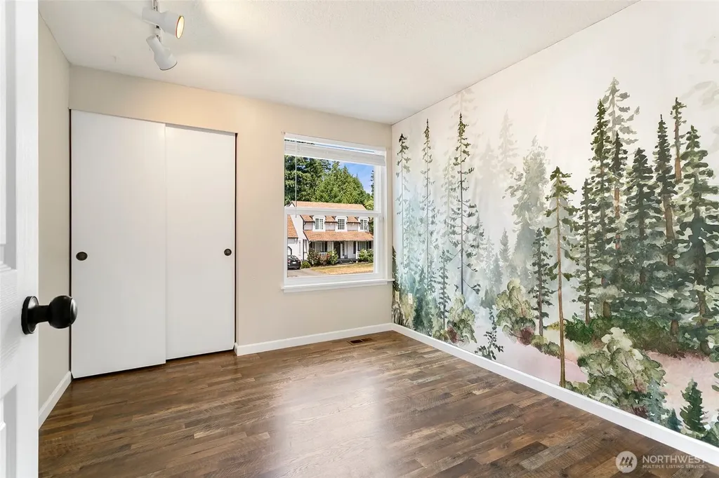 19849 SE 267th Place Covington WA 98042