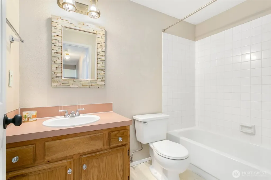 19849 SE 267th Place Covington WA 98042