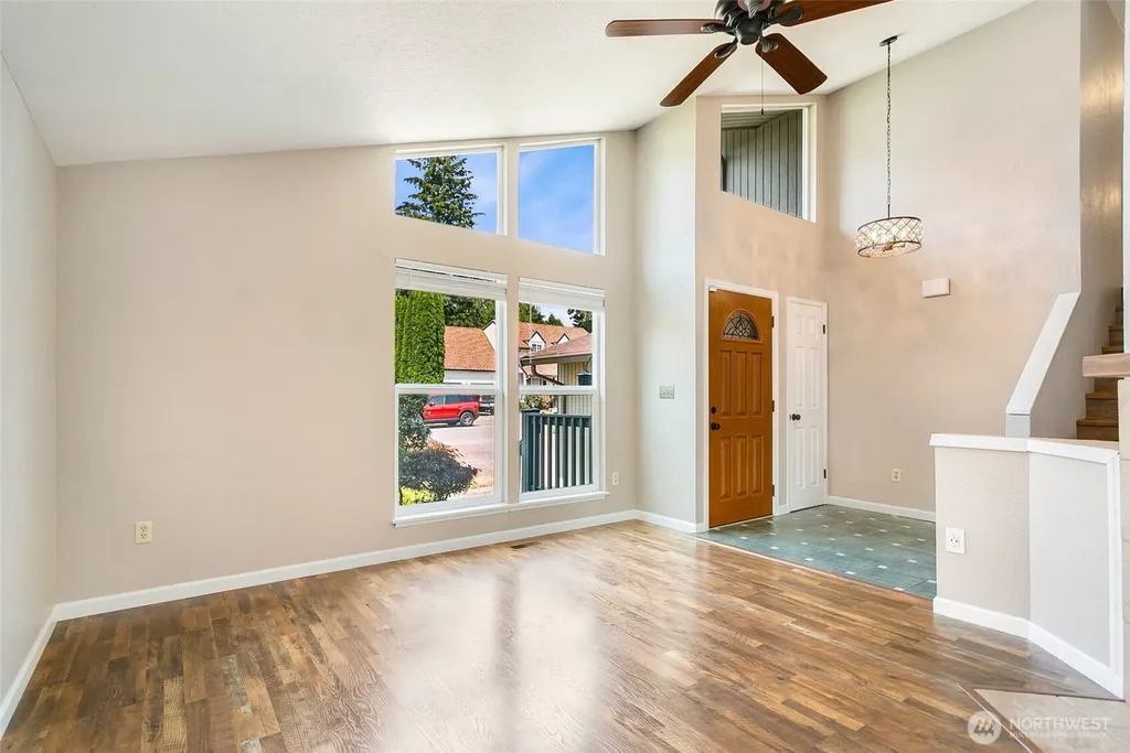 19849 SE 267th Place Covington WA 98042