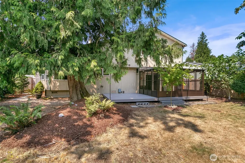 19849 SE 267th Place Covington WA 98042
