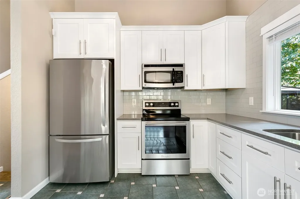 19849 SE 267th Place Covington WA 98042