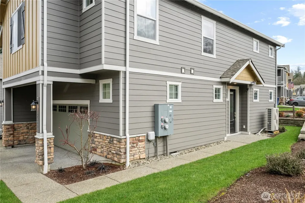 22401 N Alcazar Avenue Arlington WA 98223