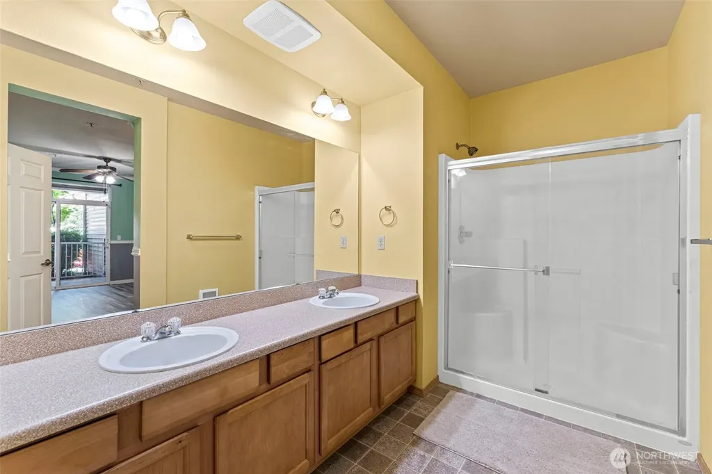 10015 186th Place E Puyallup WA 98375
