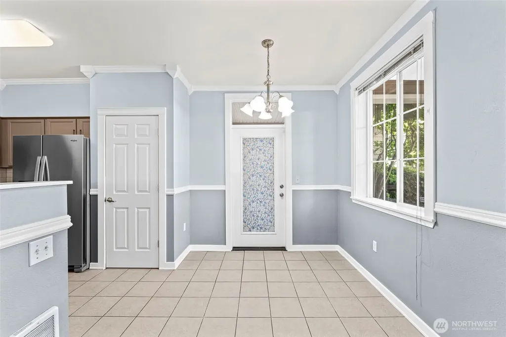 10015 186th Place E Puyallup WA 98375