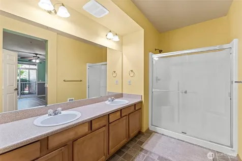 10015 186th Place E Puyallup WA 98375