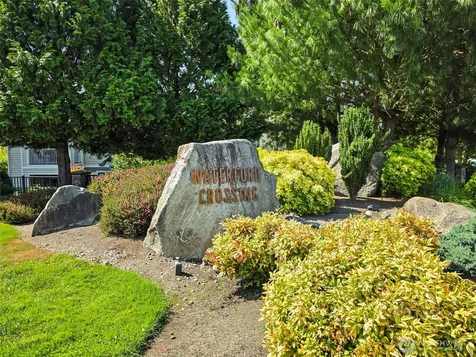 10015 186th Place E Puyallup WA 98375