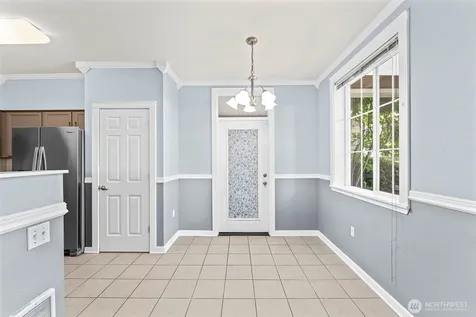 10015 186th Place E Puyallup WA 98375