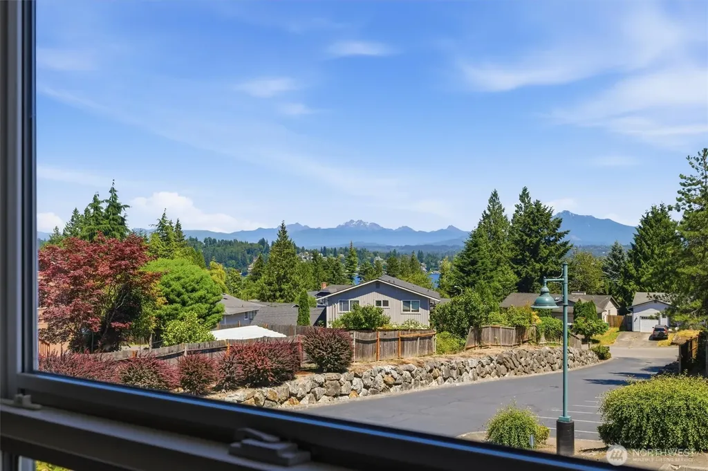 800 96th Avenue NE Lake Stevens WA 98258