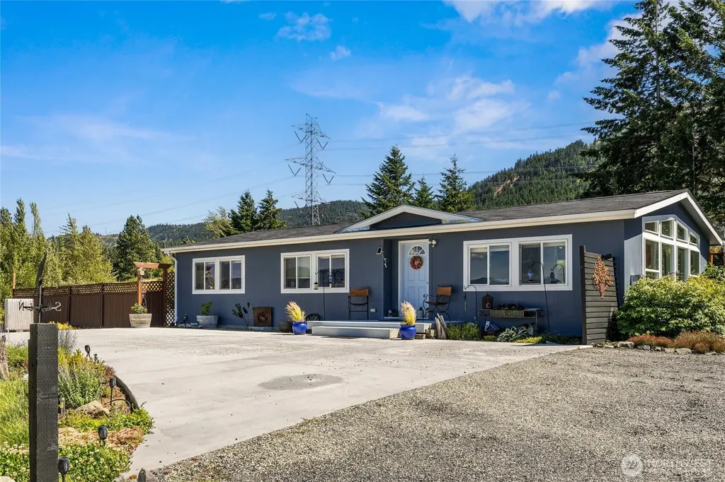 4200 Upper Peoh Point Road Cle Elum WA 98922