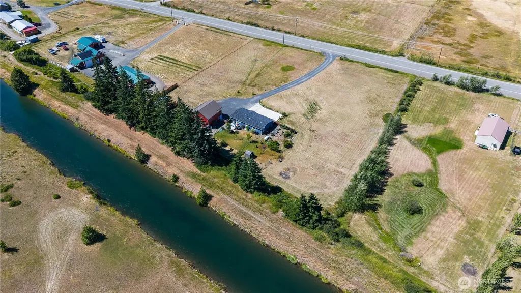 4200 Upper Peoh Point Road Cle Elum WA 98922