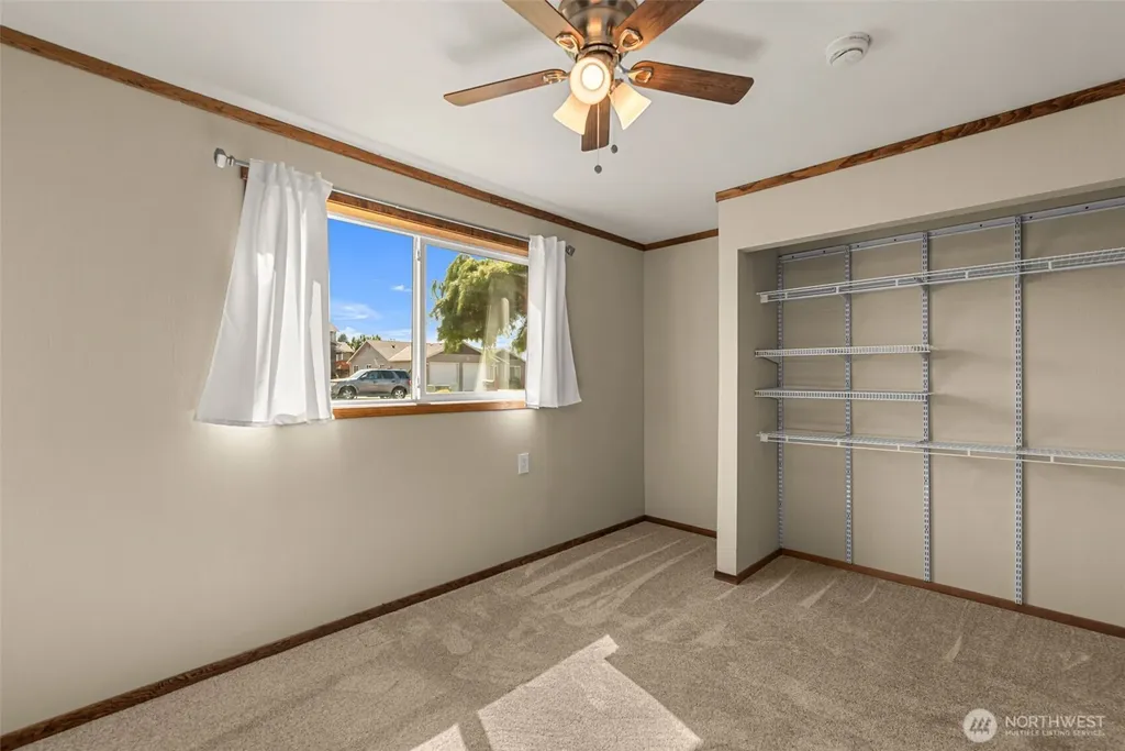 416 S Jarvis Avenue East Wenatchee WA 98802
