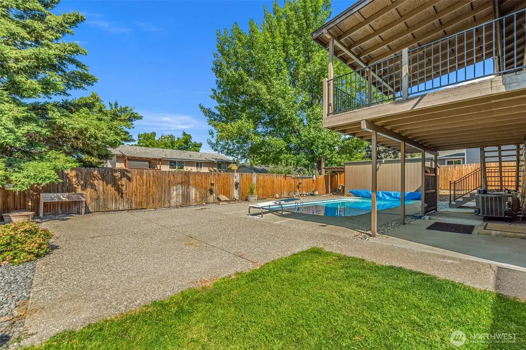 416 S Jarvis Avenue East Wenatchee WA 98802