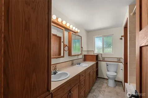 416 S Jarvis Avenue East Wenatchee WA 98802