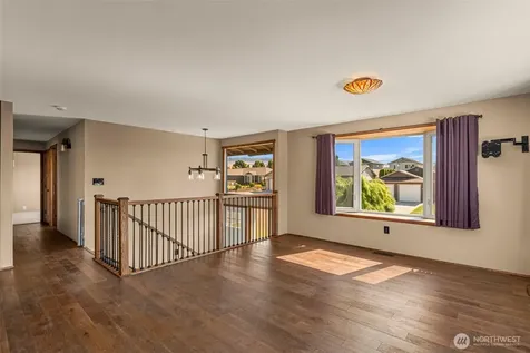 416 S Jarvis Avenue East Wenatchee WA 98802