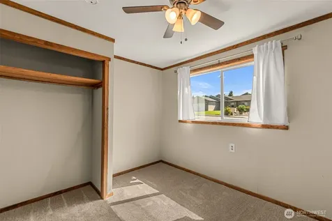 416 S Jarvis Avenue East Wenatchee WA 98802